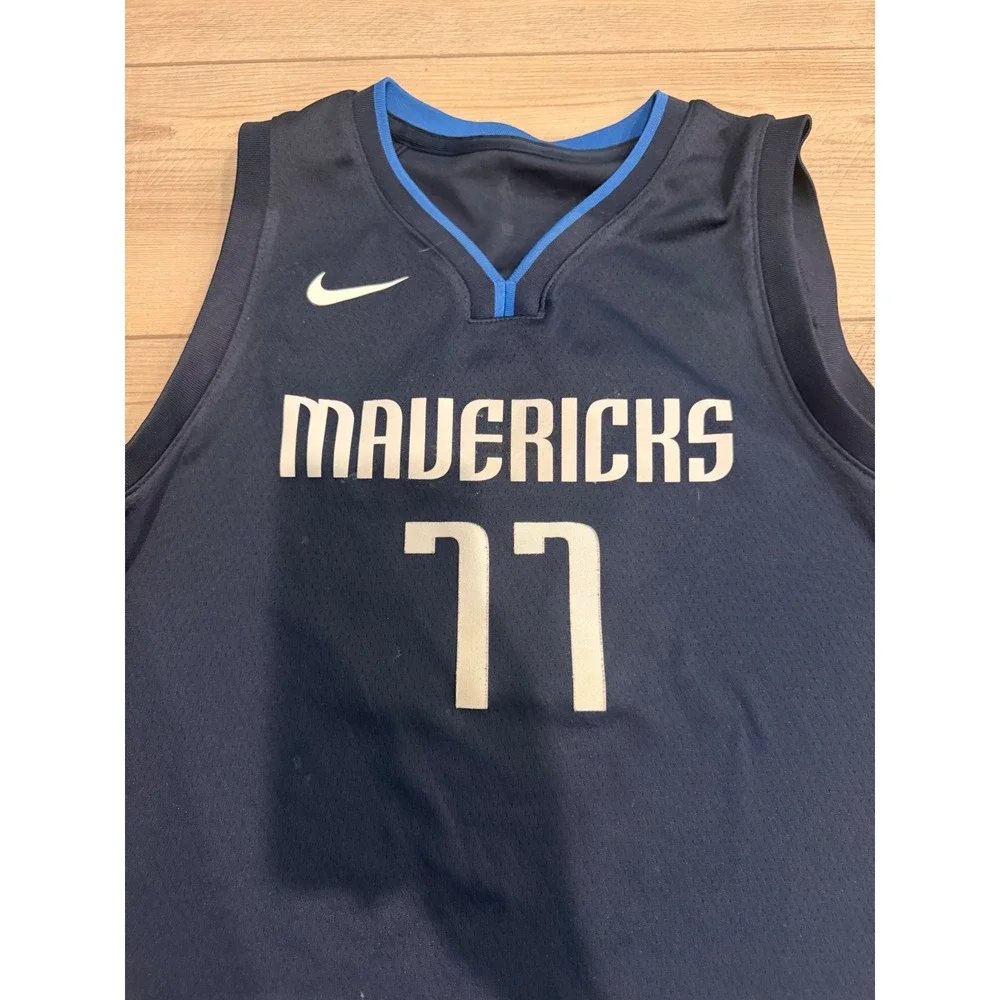 Nike Dallas Mavericks Luka Doncic 77 Swingman Jersey Navy Blue Mens Large L